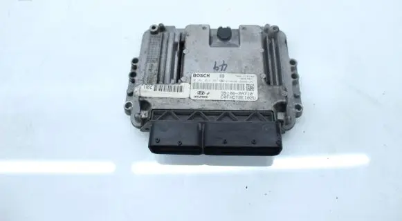 Hyundai i30 Engine control unit/module 391062A710