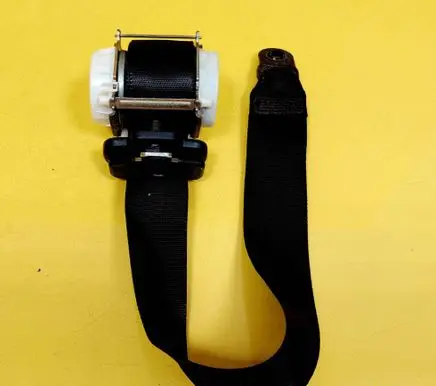 Ford Focus Front seatbelt 4M51A61295AK