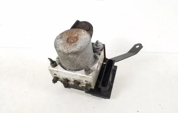Toyota Avensis T250 ABS Pump 44510-05040