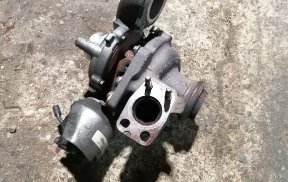 Peugeot 5008 Turbo 9686120680
