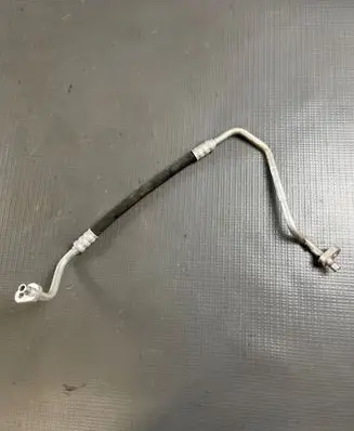 Dacia Duster II Air conditioning (A/C) pipe/hose 924403100R