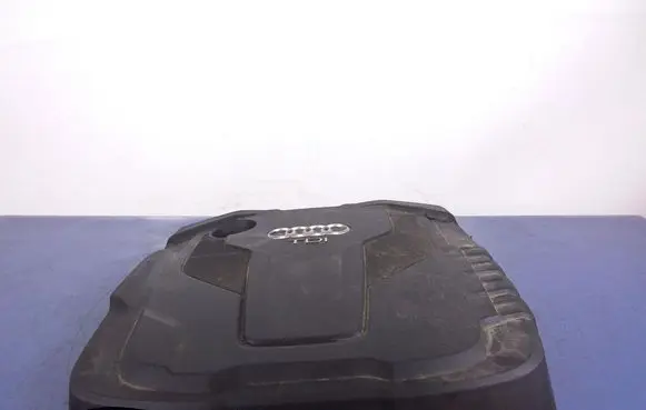 Audi Q5 SQ5 8R Front underbody cover/under tray 8R0825215D