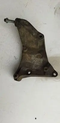 Opel Zafira A A/C compressor mount bracket 90529912