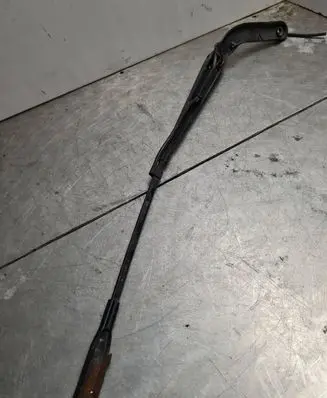 Volkswagen Crafter Front wiper blade arm A9068200344