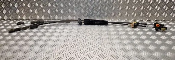 Mercedes-Benz A W168 Gear shift cable linkage A1683600073