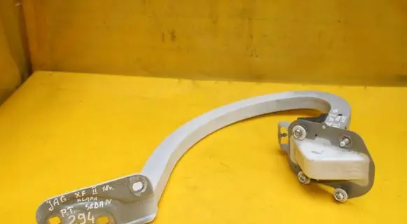Jaguar XF X260 Tailgate hinge GX73-42700-AE