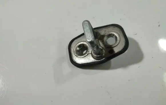 Citroen C4 Grand Picasso Front door lock loop/hook striker 