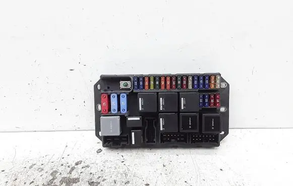 Land Rover Range Rover L322 Fuse module AH4214A073AB