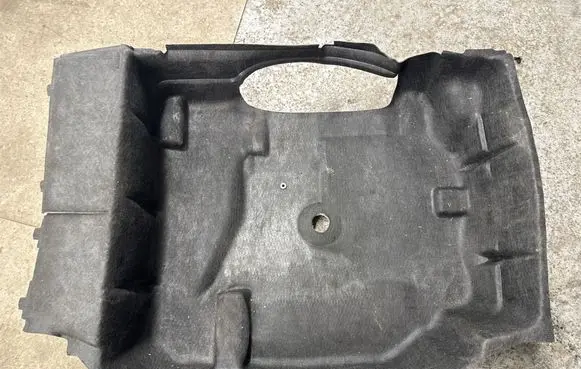 Mercedes-Benz E A207 Spare wheel section trim A2076901441
