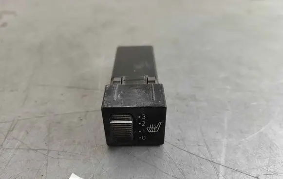 Saab 9-3 Ver2 Seat heating switch 4439014