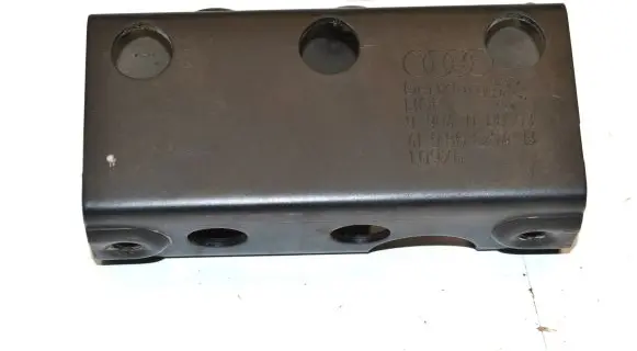 Audi A6 S6 C6 4F Other trunk/boot trim element 4F9863254B