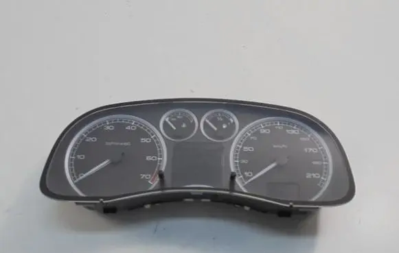 Peugeot 307 CC Speedometer (instrument cluster) P9645768480E