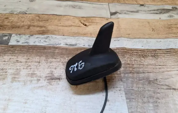 Seat Alhambra (Mk1) Aerial GPS antenna 1K0035507 1K0035507J