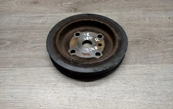 Volvo S80 Crankshaft pulley 30677464