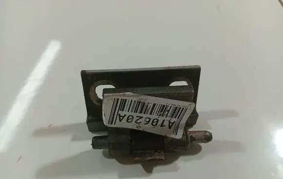 Volvo V70 Front door upper hinge 