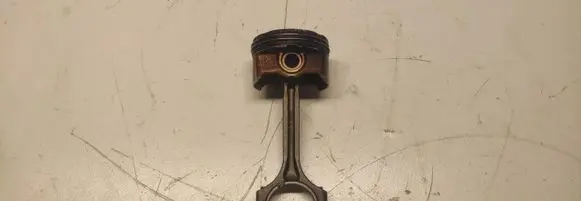 Hyundai i20 (GB IB) Piston with connecting rod G4LC