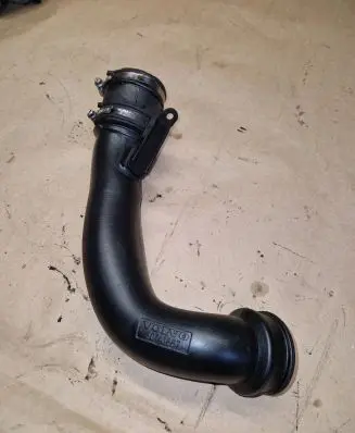 Volvo V70 Intercooler hose/pipe 30741667