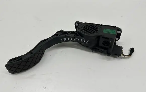 Seat Toledo IV (NH) Accelerator throttle pedal 6R2721503D