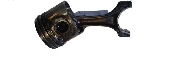 Toyota Avensis T250 Piston with connecting rod NOCODE