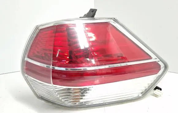 Nissan X-Trail T32 Rear/tail lights