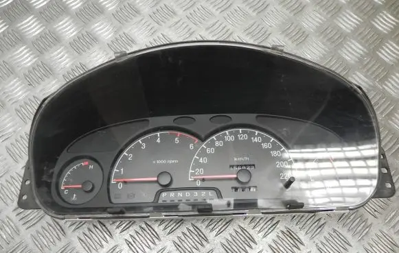 Hyundai Trajet Speedometer (instrument cluster) 940033A865