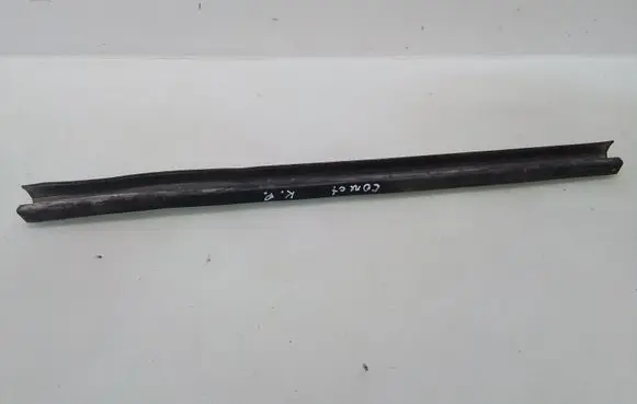Ford Connect Front door glass trim molding