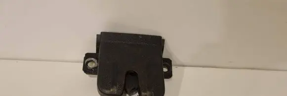 Loading door lock
