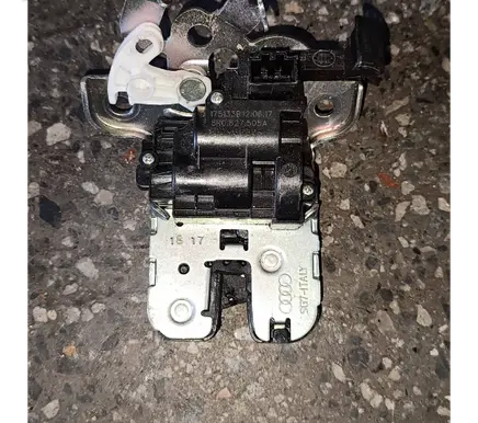 Audi A3 S3 8V Tailgate/trunk/boot lock/catch/latch 8r0827505a