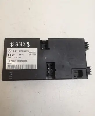 Mercedes-Benz E W211 Seat control module A2118203626