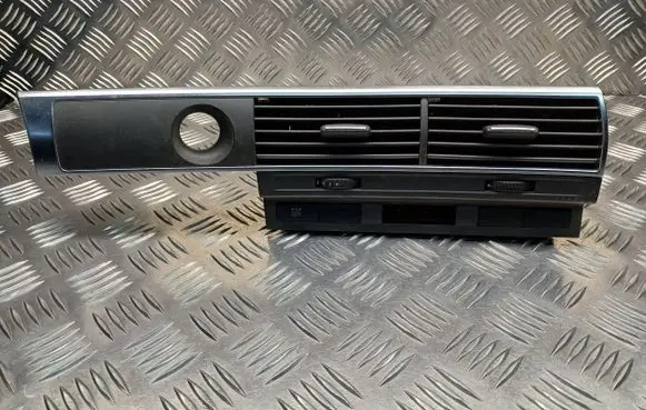 Dash center air vent grill