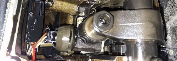 Volkswagen PASSAT B6 Fuel injector 