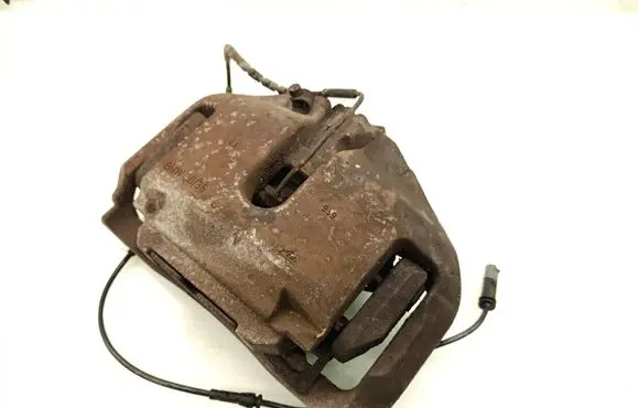 BMW 7 F01 F02 F03 F04 Front brake caliper 
