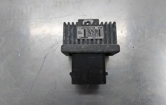 Renault Master III Glow plug pre-heat relay 110678071R