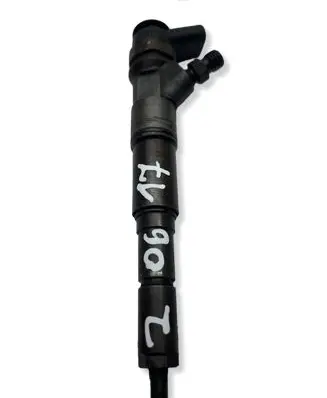 BMW 5 E60 E61 Fuel injector 7793836