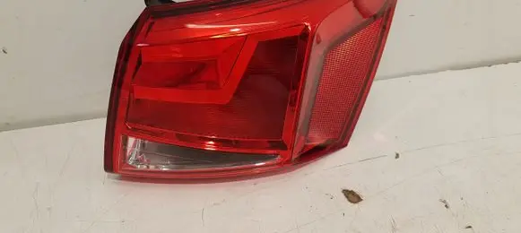 Seat Arona Tailgate rear/tail lights