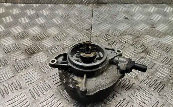 Audi A6 S6 C6 4F Vacuum pump 057145100ae