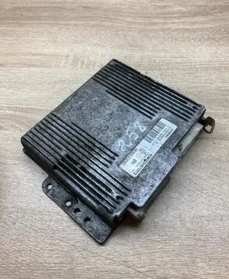 Renault Megane I Engine control unit/module ECU 7700870572 S103750013A