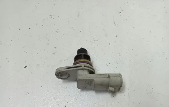 Opel Corsa D Camshaft position sensor 55201874
