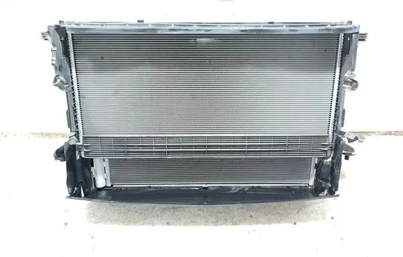 Audi Q8 e-tron Radiator set 4KE121285C