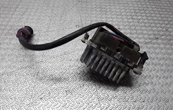 Audi A8 S8 D2 4D Heater blower motor/fan resistor 4A0820521
