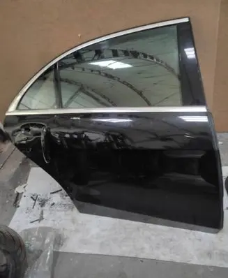 Mercedes-Benz S W222 Rear door