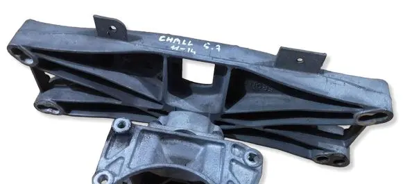 Dodge Challenger Gearbox mount POPORACHAL5711