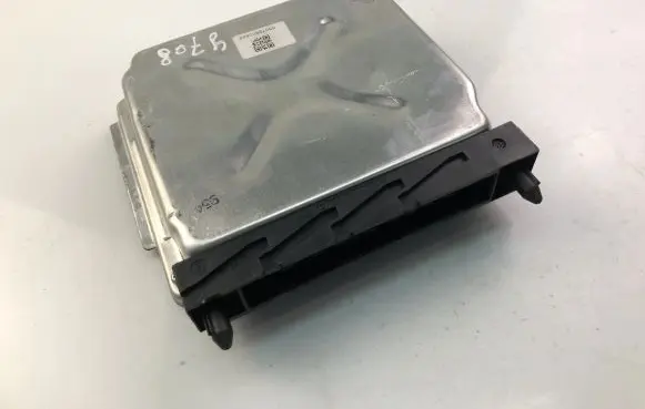 Volvo S60 Engine control unit/module ECU 30684877A