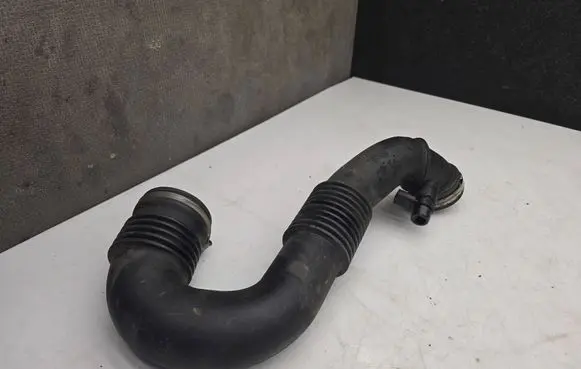 Mercedes-Benz Sprinter W906 Turbo air intake inlet pipe/hose A9065280224 1014675