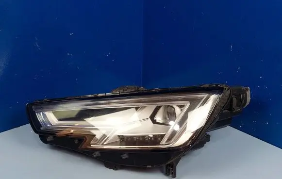 Audi A4 S4 B9 Headlight/headlamp 8W0941033B 8W0941773B 030256023100