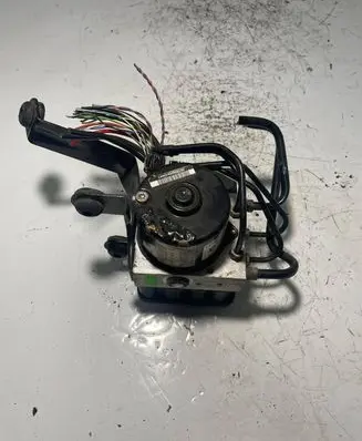 Ford C-MAX I ABS Pump 3M512C405HC 1002060301 10096001253