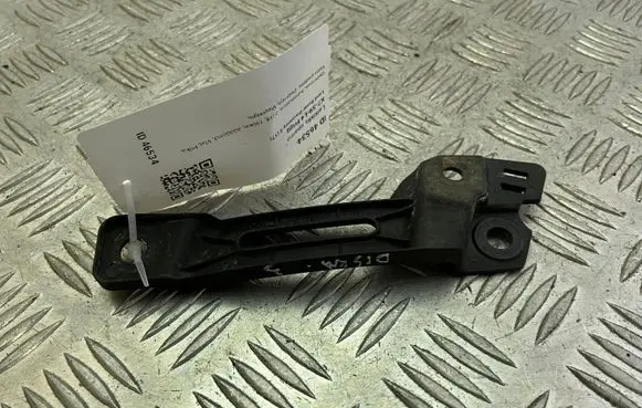 Land Rover Discovery 5 Fender mounting bracket CPLA16290AC