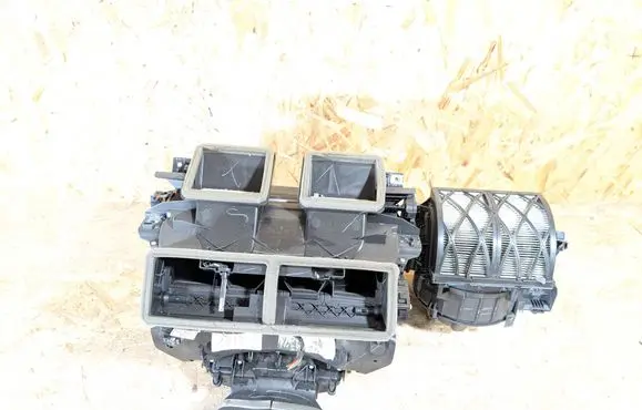 BMW X3 F25 Interior heater climate box assembly T1012578T T1012580C T1021327U