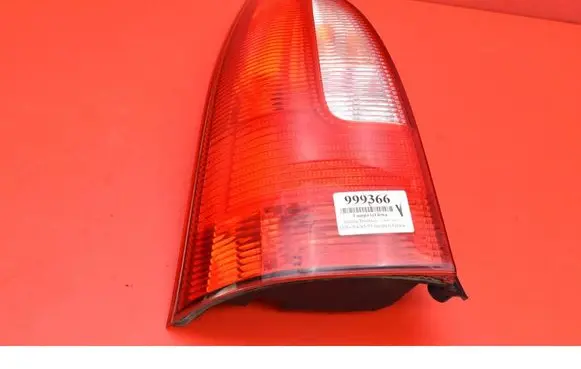 Mazda Premacy Rear/tail lights 220-61908