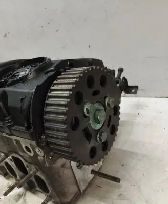 Volkswagen Golf IV Engine head 